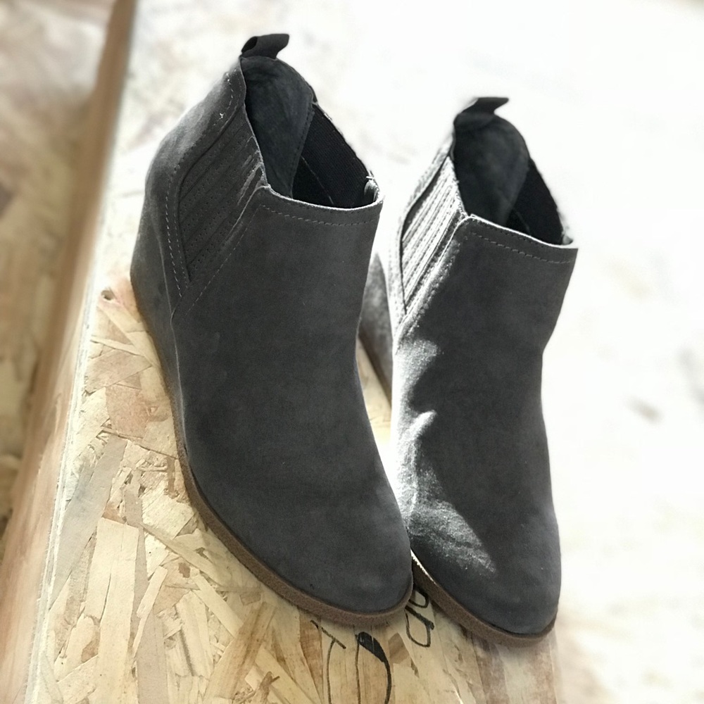 DV8